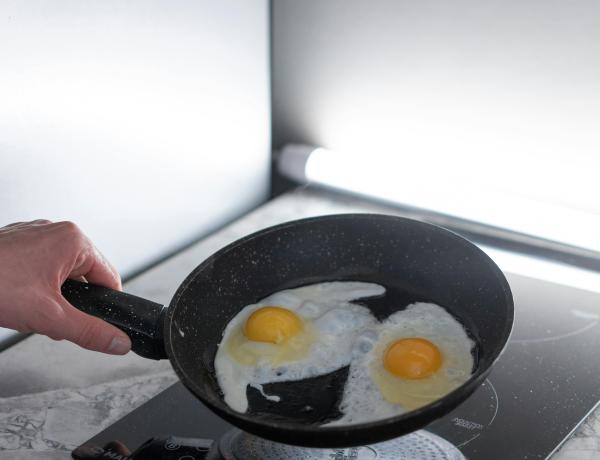 Teflon Antilengket: Apakah Benar Berbahaya untuk Kesehatan?